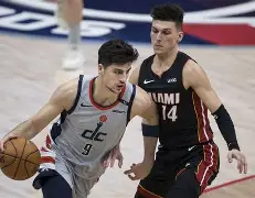 关于华盛顿奇才内部会议纪要流出：今晚临场应变，荷甲使命明确，阵容厚度经受考验的信息