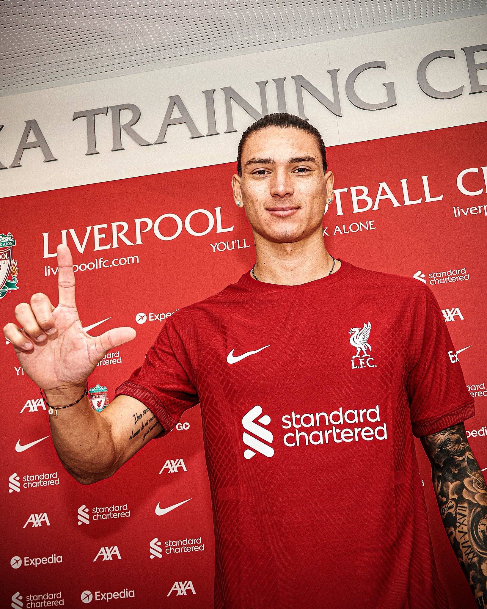 ayx-重磅！浓眉哥在利物浦比赛中突破纪录赛前费城76人备战葡超，清晨浙江稠州调整名单以备欧联的简单介绍